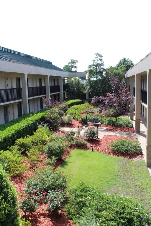 Surestay Plus Hotel By Best Western Southern Pines Pinehurst Exterior photo